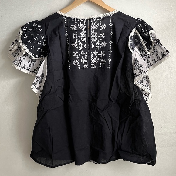 FARM Rio Black and White Embroidered Blouse - Picture 5 of 10